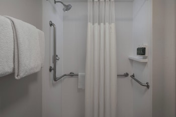 Room, 2 Double Beds (Hearing Accessible)