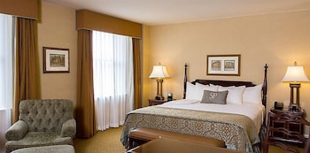 Deluxe Room, 1 King Bed