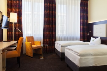 Comfort Room, 1 Double Bed (Converts to 2 Twin Bed;Quiet Location)