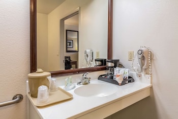 Room, 1 King Bed with Sofa bed, Non Smoking (Upgrade)