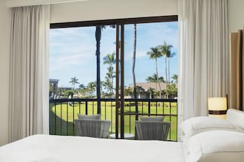 Room, 2 Queen Beds, Resort View (Palace, Newly Renovated)
