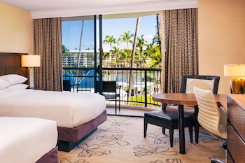 Room, 2 Queen Beds, Accessible, Ocean View (Roll-In Shower, Makai)