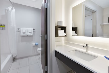 Standard Room, 2 Double Beds