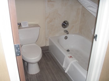 Standard Room 2 Queen Beds, Refrigerator, Non-Smoking
