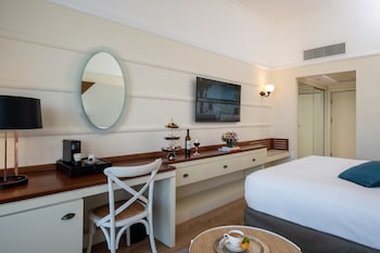 Club Room