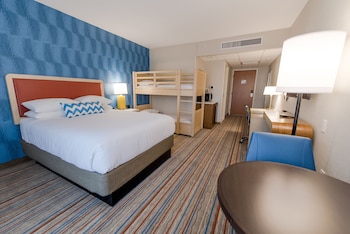 Room, Multiple Beds, Accessible, Non Smoking (Building 1, Mobility)