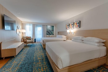 Suite, 2 Queen Beds (Signature Family, Concept)