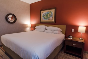 Family Suite, Multiple Beds, Non Smoking (Building 1, Two-Bedrooms)