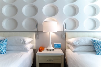 House of the Retro Future One-Bedroom Suite, 2 Queen Beds, Non-Smoking