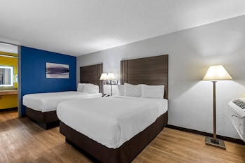 Room, 2 Queen Beds, Accessible, Non Smoking
