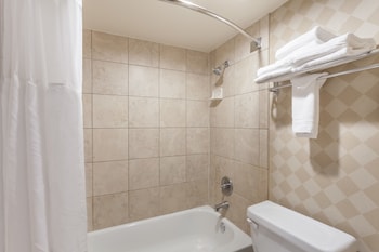 Room, 2 Double Beds, Non Smoking, Bay View (Mid Floor)