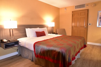 Room, 1 King Bed, Non Smoking, Bay View (Upper Floor)