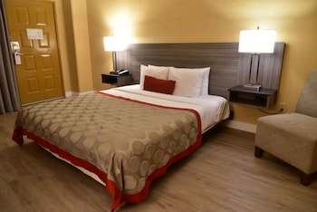 Room, 1 King Bed, Non Smoking, Bay View (Upper Floor)