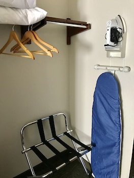 Standard Room, 2 Queen Beds (No Pets Allowed)