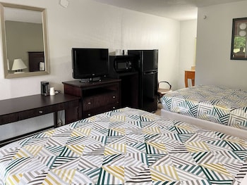 Standard Room, 2 Queen Beds, Non Smoking