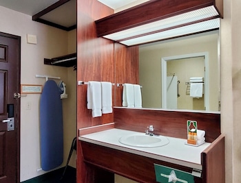 Standard Single Room, 1 King Bed