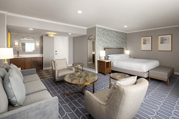 Junior Suite, 1 King Bed