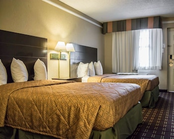 Standard Room, 2 Double Beds, Smoking