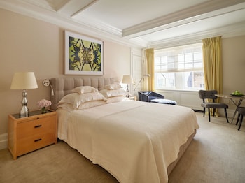 Seventy-Seven Junior Suite