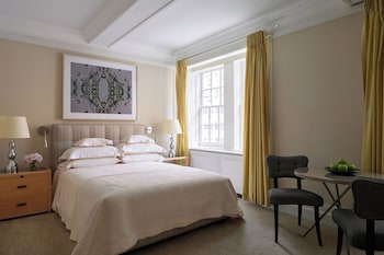 Madison Queen Room