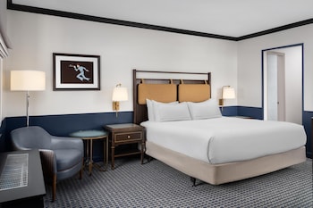 Superior Room, 1 King Bed