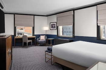 Room, 1 King Bed, City View, Corner