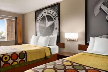 Room, 2 Queen Beds, Accessible, Non Smoking (Mobility, Bathtub w/Grab Bars)
