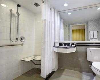Urban Room, 2 Double Beds, Accessible (Roll-in Shower)