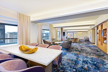 Presidential Suite, 1 King Bed, Corner