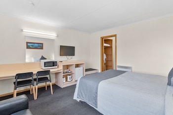 Standard Queen Room (Ground Floor)
