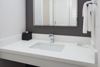Room, 1 King Bed with Sofa bed (Mobility Accessible, Tub)