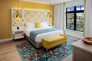 Classic Room, 1 King Bed, Accessible