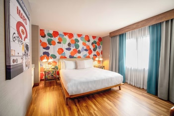 Room, 1 King Bed, City View (Boulevard)
