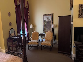 Room, 2 Double Beds (The Varina Davis Room)