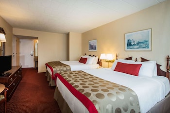 Room, 2 Queen Beds, Non Smoking
