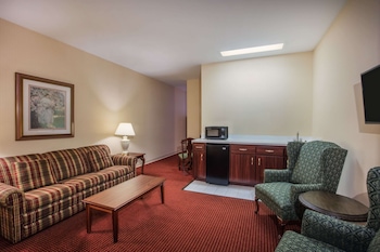 Suite, 1 King Bed, Non Smoking