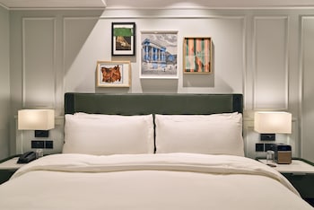 Superior King Room (Newly refurbished)