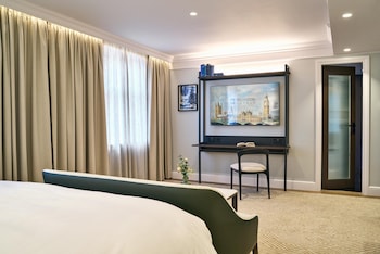 Studio Suite (Newly refurbished)
