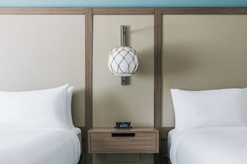 2 Queen Beds