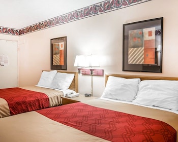 Standard Room, 2 Double Beds, Non Smoking