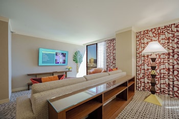 Premier Suite, 1 Bedroom with 2 Queens (High Floor)