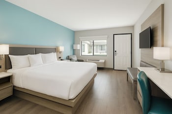Standard Room, 1 King Bed