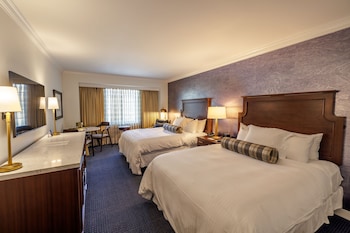 Traditional Room, 2 Queen Beds