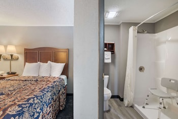 Room, 2 Double Beds, Accessible, Smoking