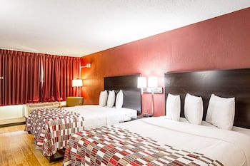 Deluxe Room, 2 Queen Beds, Non Smoking