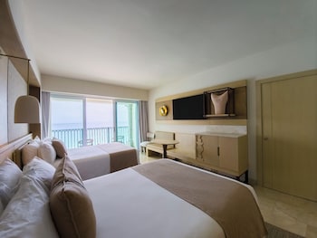 Premier Superior Ocean Front Double