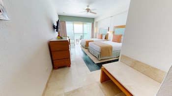 Premier Ocean Front Doble