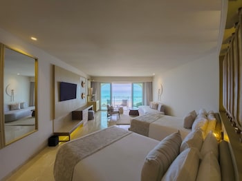 Royal Suite Doble Hot Tub adults only +18