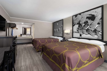 Room, 2 Queen Beds, Non Smoking