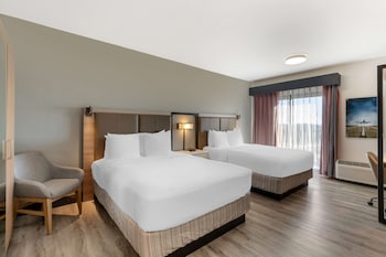Standard Room, 2 Queen Beds, Accessible, Bathtub